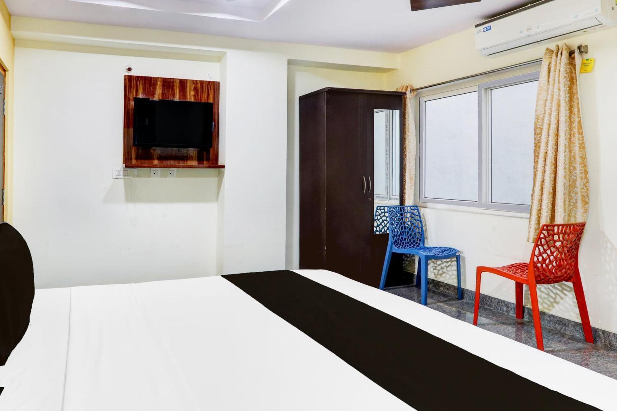 Hotel O Anoos Minarva Хайдарабад Экстерьер фото