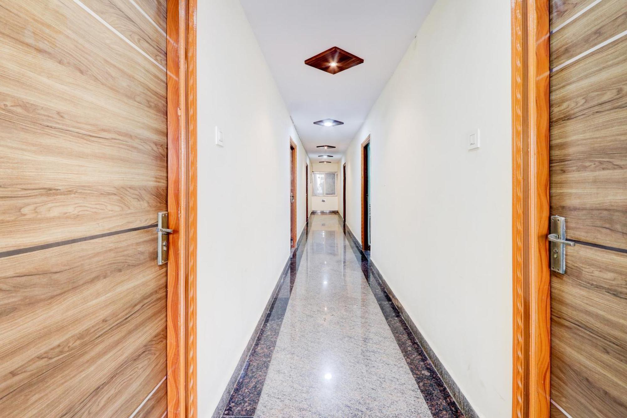 Hotel O Anoos Minarva Хайдарабад Экстерьер фото
