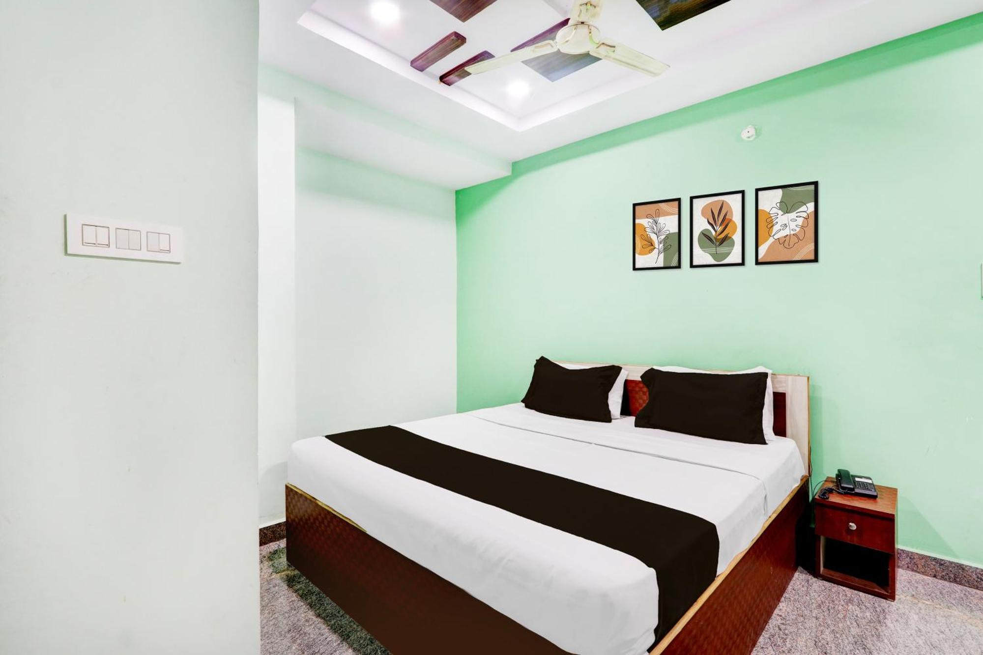 Hotel O Anoos Minarva Хайдарабад Экстерьер фото